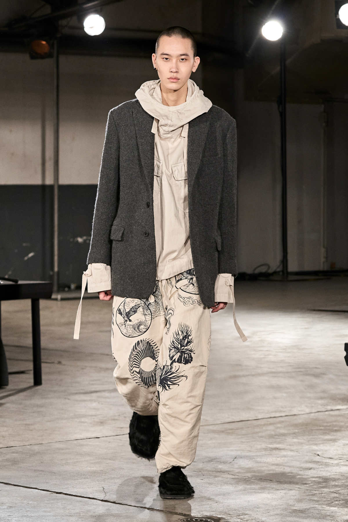 Dries Van Noten Presents His New Menswear Autumn/Winter 23/24 Collection