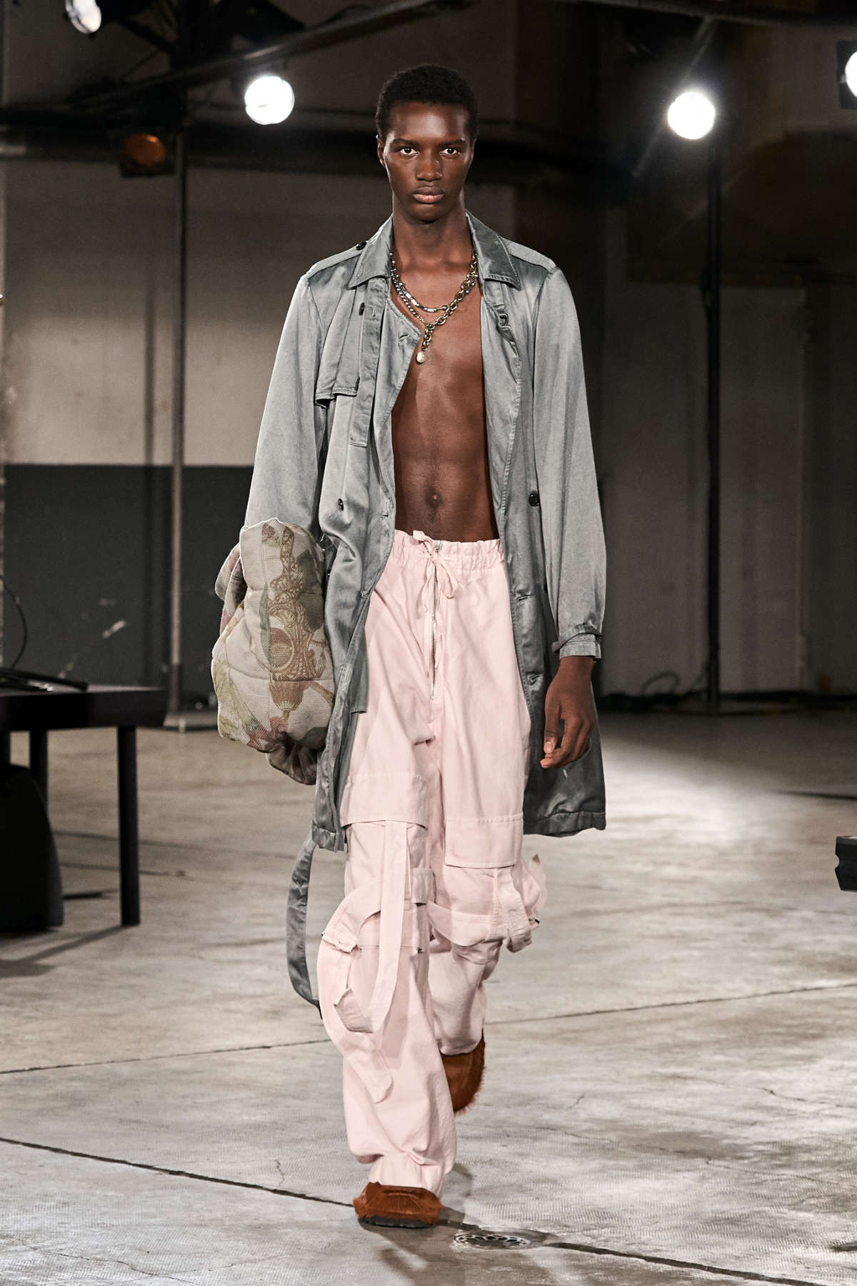 Dries Van Noten Presents His New Menswear Autumn/Winter 23/24 Collection