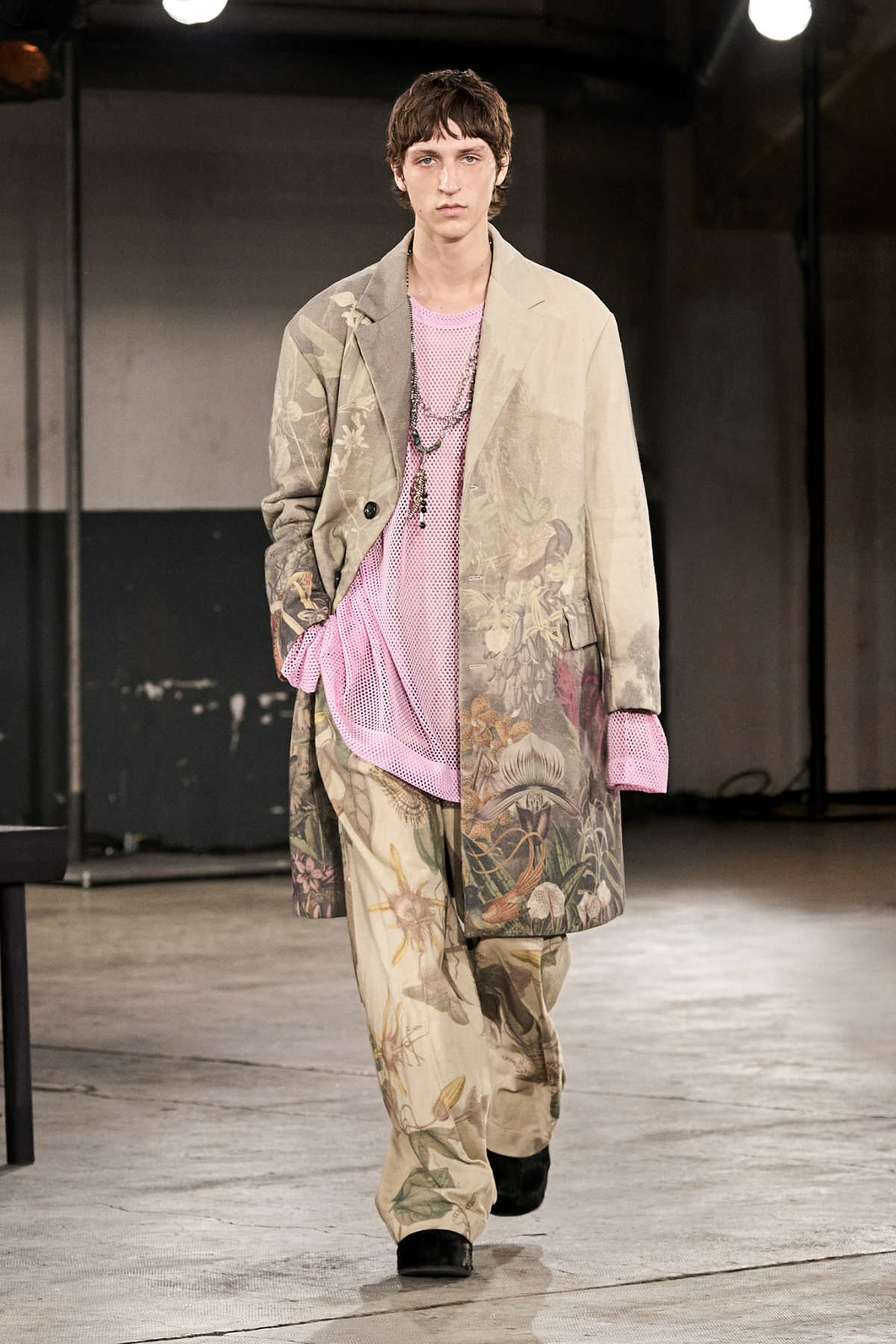 Dries Van Noten Presents His New Menswear Autumn/Winter 23/24 Collection