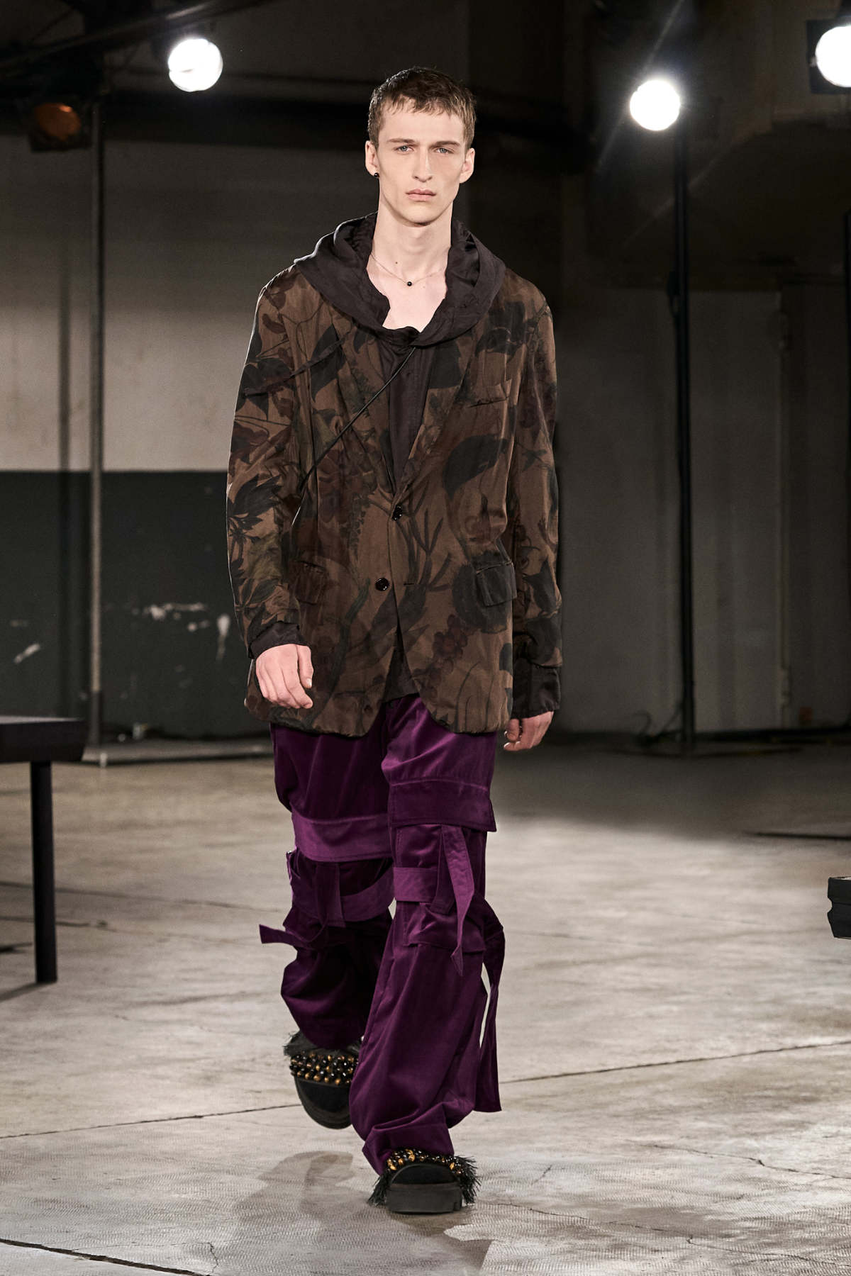 Dries Van Noten Presents His New Menswear Autumn/Winter 23/24 Collection