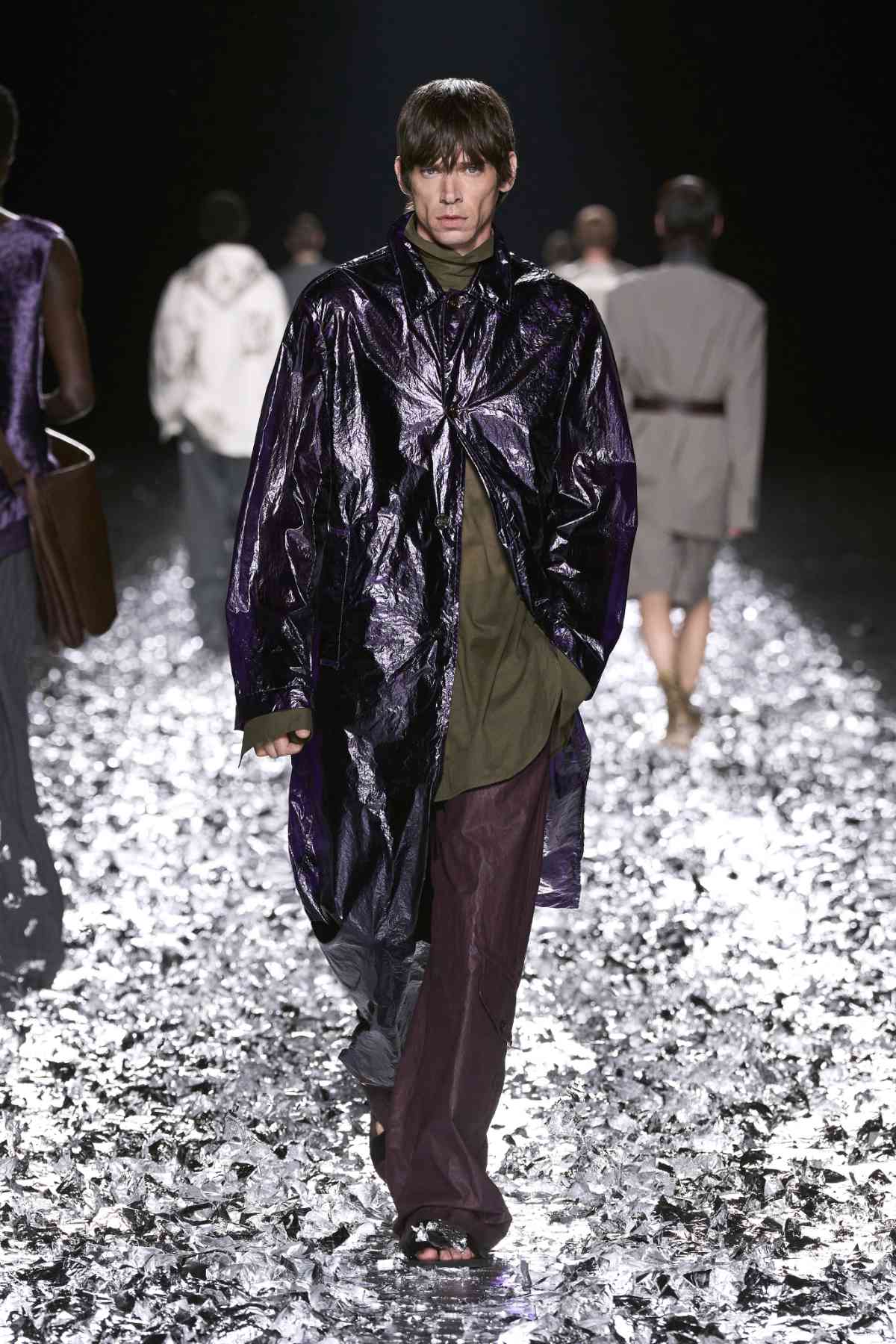 Dries Van Noten Presents Its New Spring Summer 2025 Men’s Collection