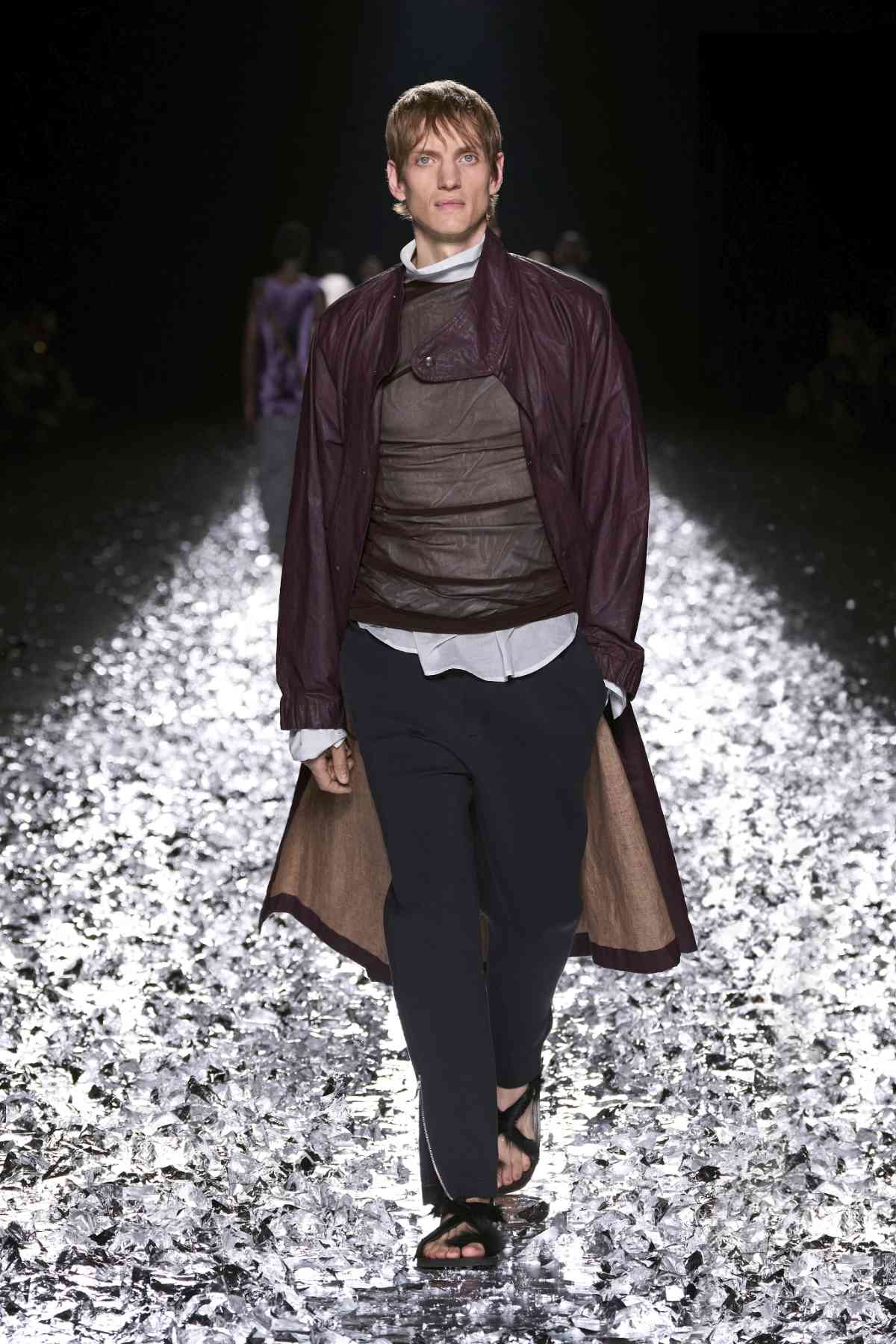 Dries Van Noten Presents Its New Spring Summer 2025 Men’s Collection