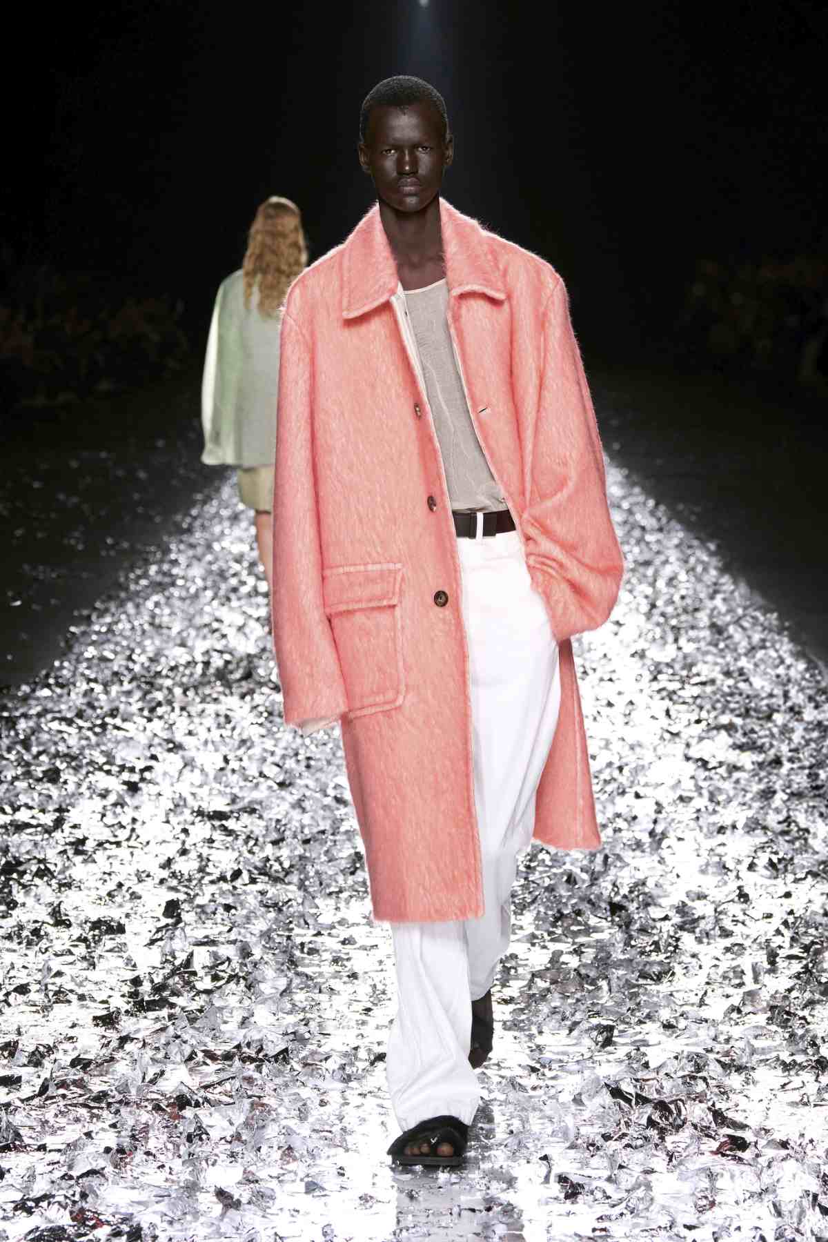 Dries Van Noten Presents Its New Spring Summer 2025 Men’s Collection