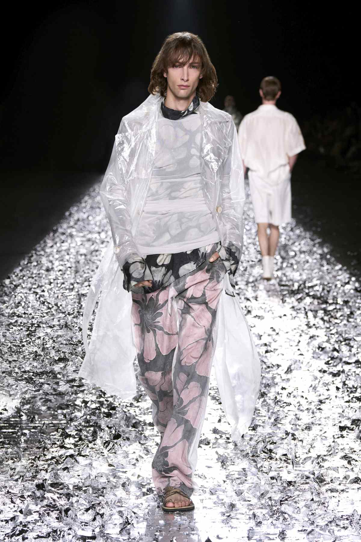 Dries Van Noten Presents Its New Spring Summer 2025 Men’s Collection