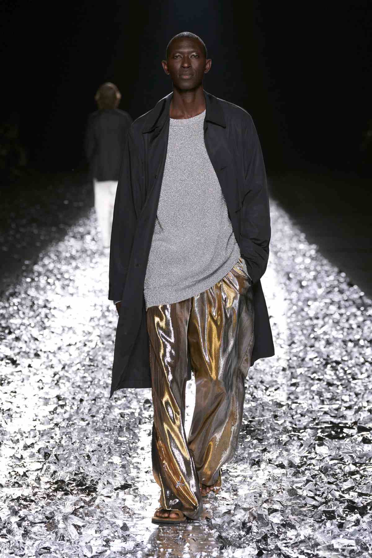 Dries Van Noten Presents Its New Spring Summer 2025 Men’s Collection