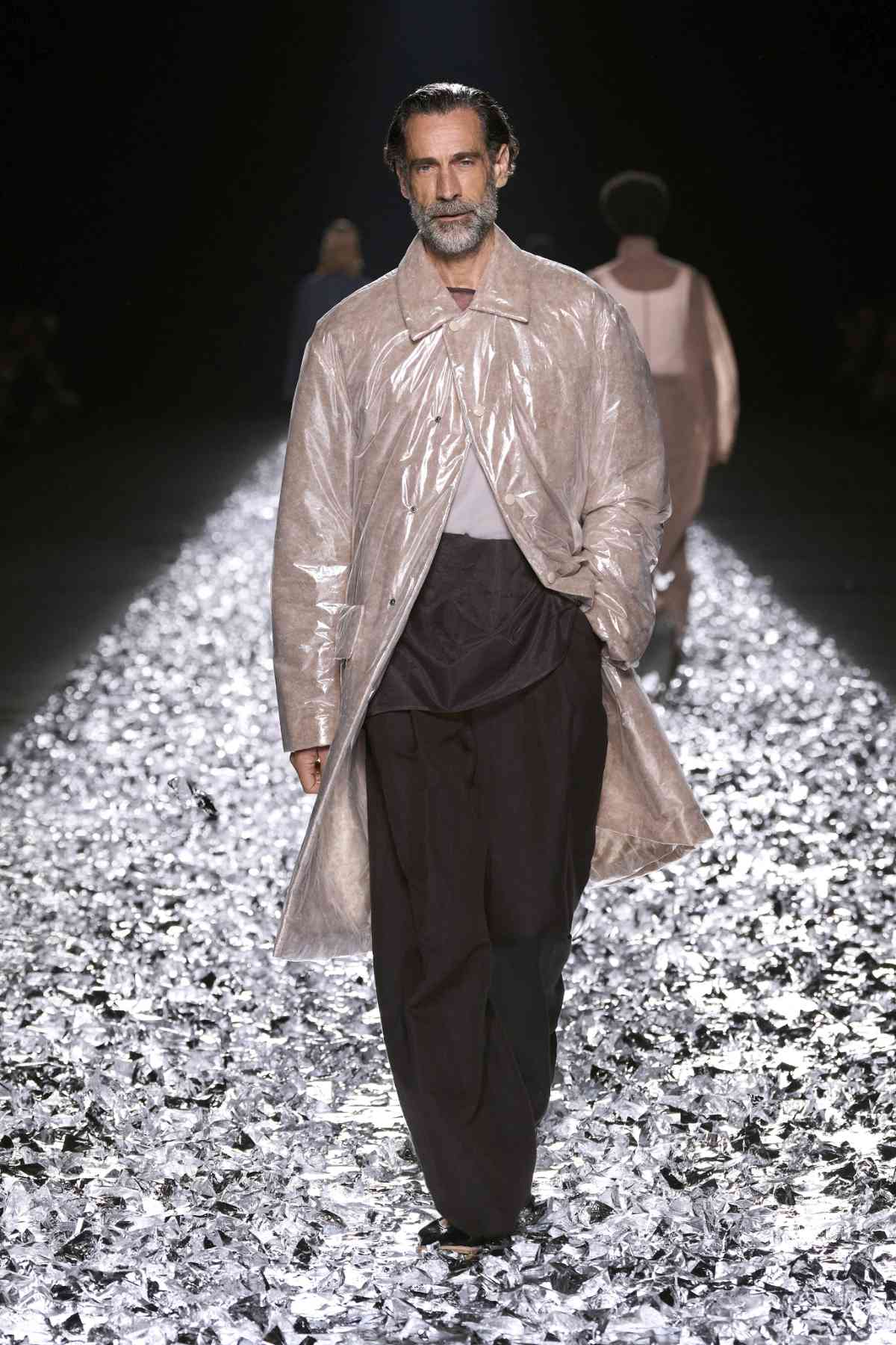 Dries Van Noten Presents Its New Spring Summer 2025 Men’s Collection