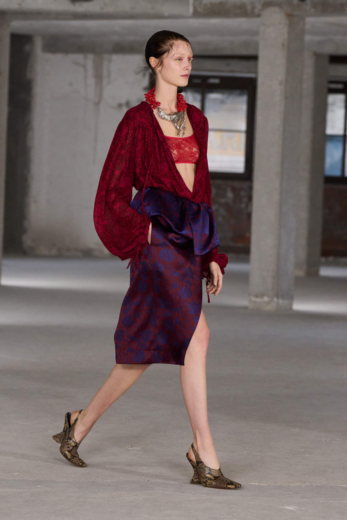 Dries Van Noten Presents Its New Spring Summer 2025 Women’s Collection