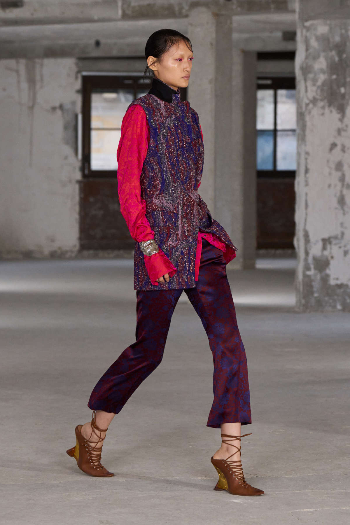 Dries Van Noten Presents Its New Spring Summer 2025 Women’s Collection