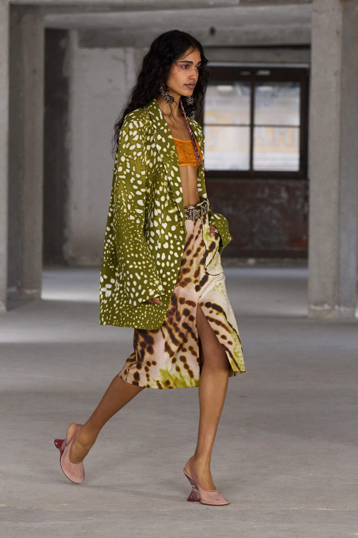 Dries Van Noten Presents Its New Spring Summer 2025 Women’s Collection