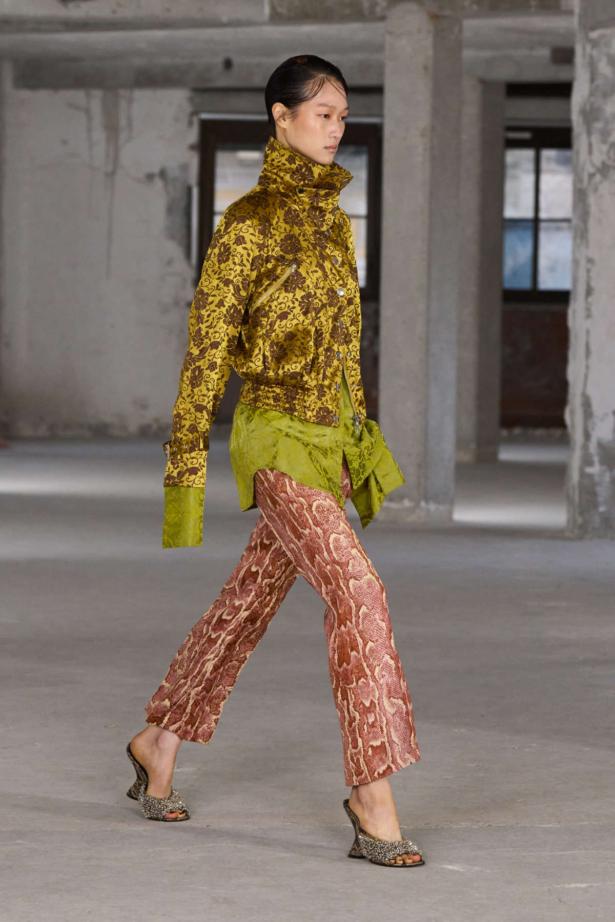 Dries Van Noten Presents Its New Spring Summer 2025 Women’s Collection