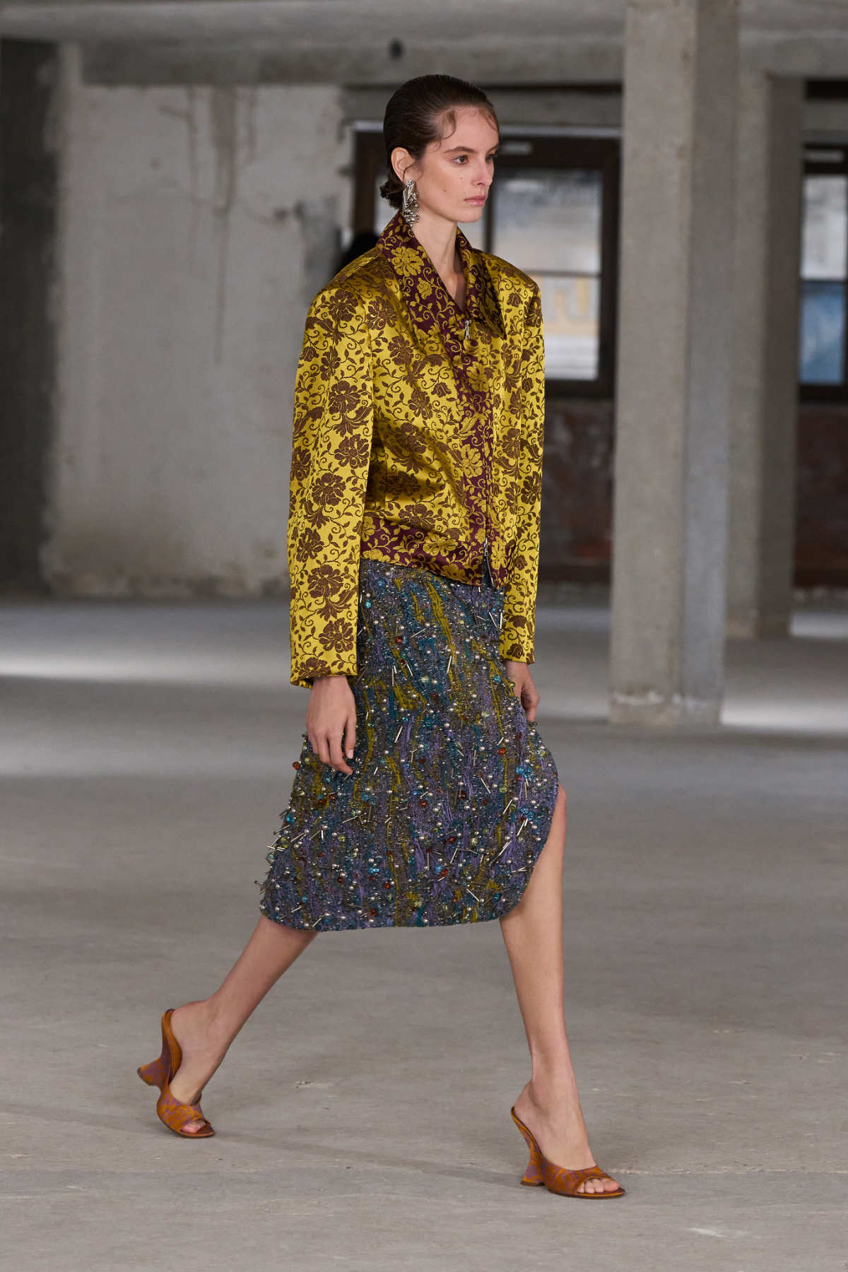 Dries Van Noten Presents Its New Spring Summer 2025 Women’s Collection