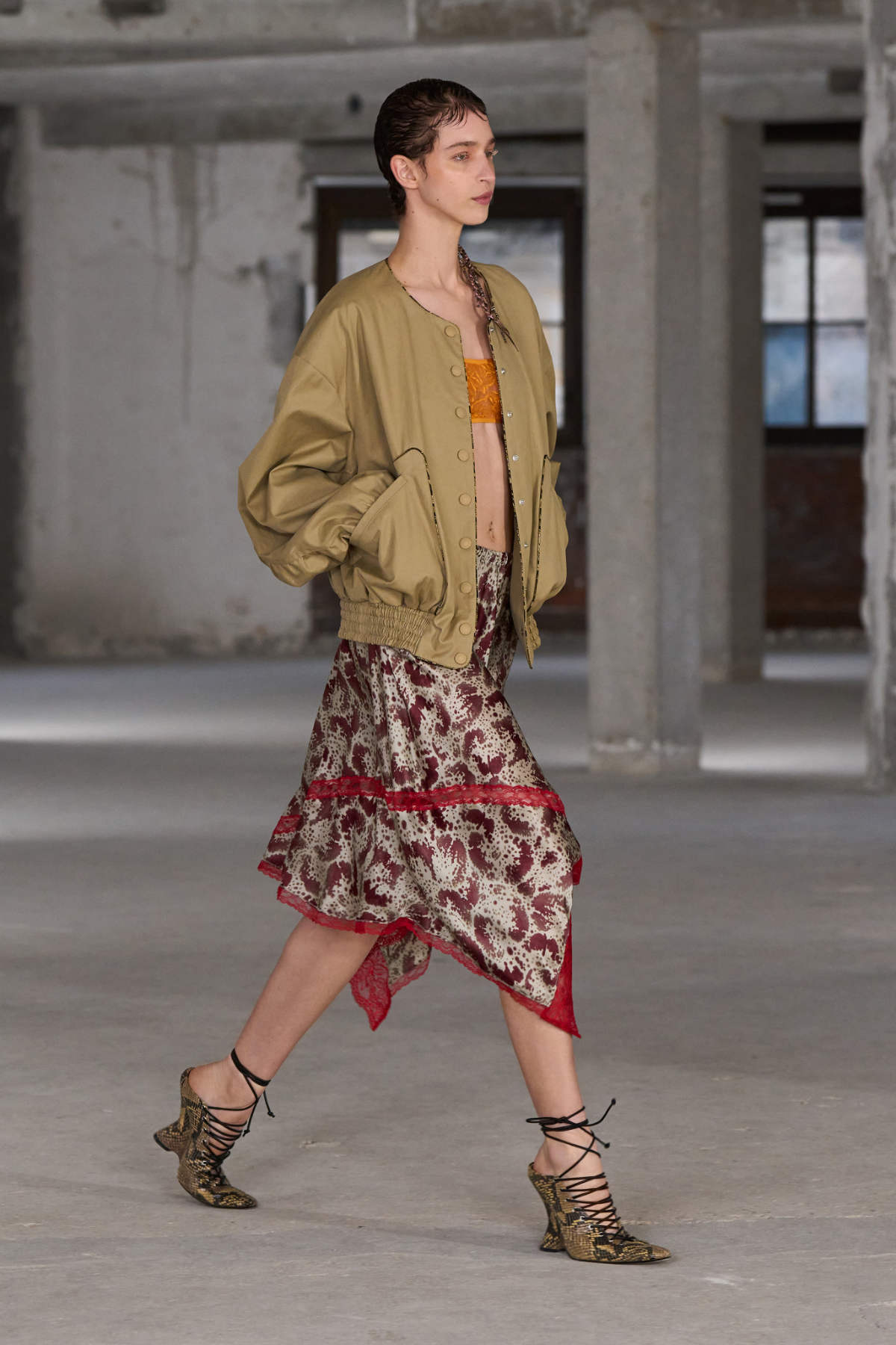 Dries Van Noten Presents Its New Spring Summer 2025 Women’s Collection