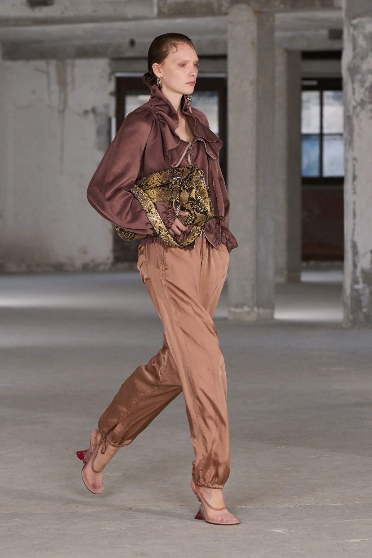 Dries Van Noten Presents Its New Spring Summer 2025 Women’s Collection