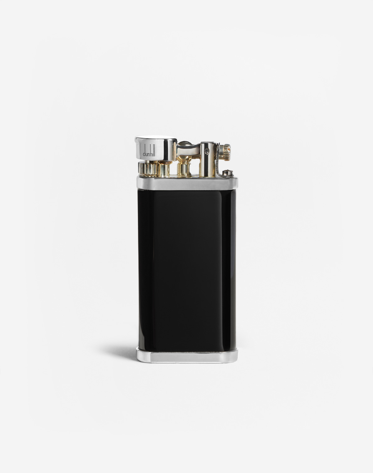 Dunhill Introduces Its New Festive Campaign 2023