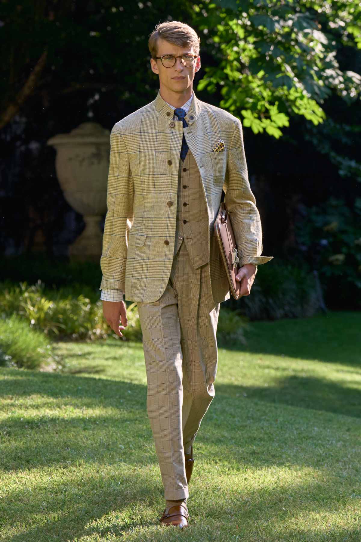 Dunhill Presents Its New Spring Summer 2026 Collection