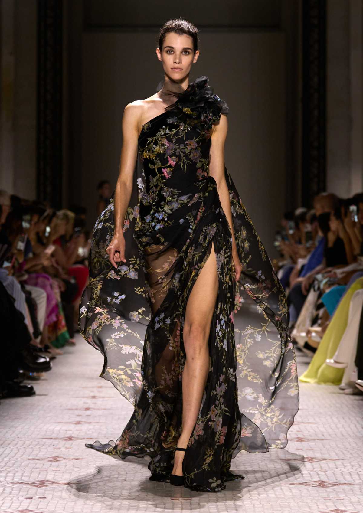 Elie Saab Presents His New Haute Couture Fall/Winter 2024-25 Collection: An Enchanted Serenade