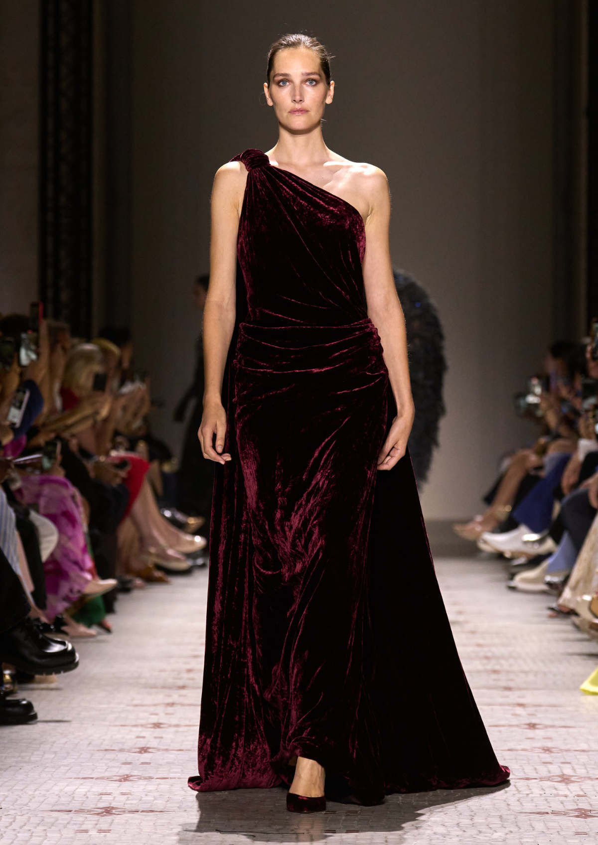 Elie Saab Presents His New Haute Couture Fall/Winter 2024-25 Collection: An Enchanted Serenade