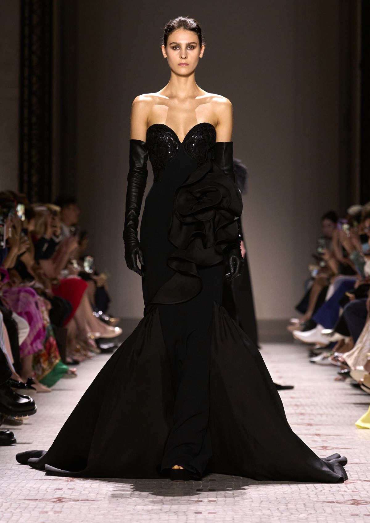 Elie Saab Presents His New Haute Couture Fall/Winter 2024-25 Collection: An Enchanted Serenade