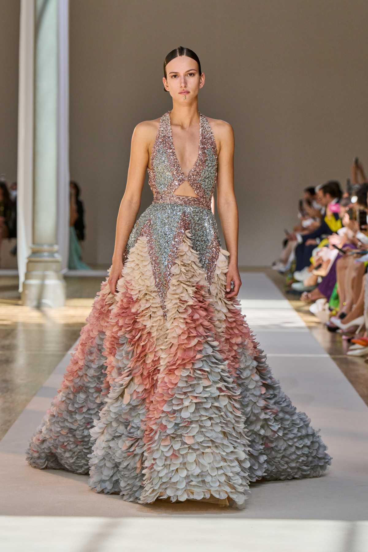 Elie Saab Presents Its New Haute Couture Fall Winter 2022-23 Collection: The Beginning Of Twilight