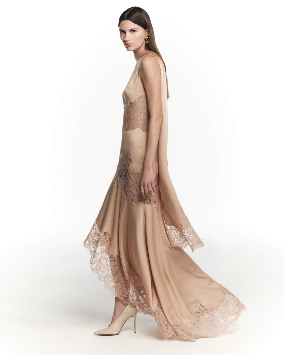 Elie Saab Pre-Fall 2026 “Indelible Love” Collection: Beirut’s Eternal Elegance