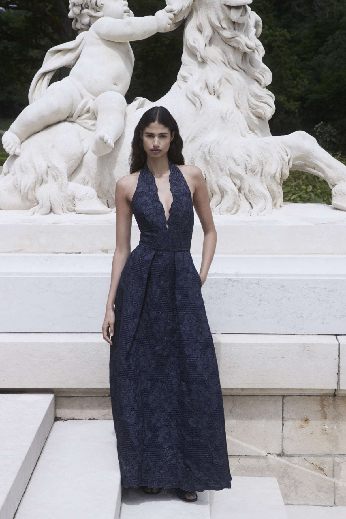 Elie Saab Presents Its New Ready-to-Wear Resort 2025 Collection: Of Cinematic Splendour