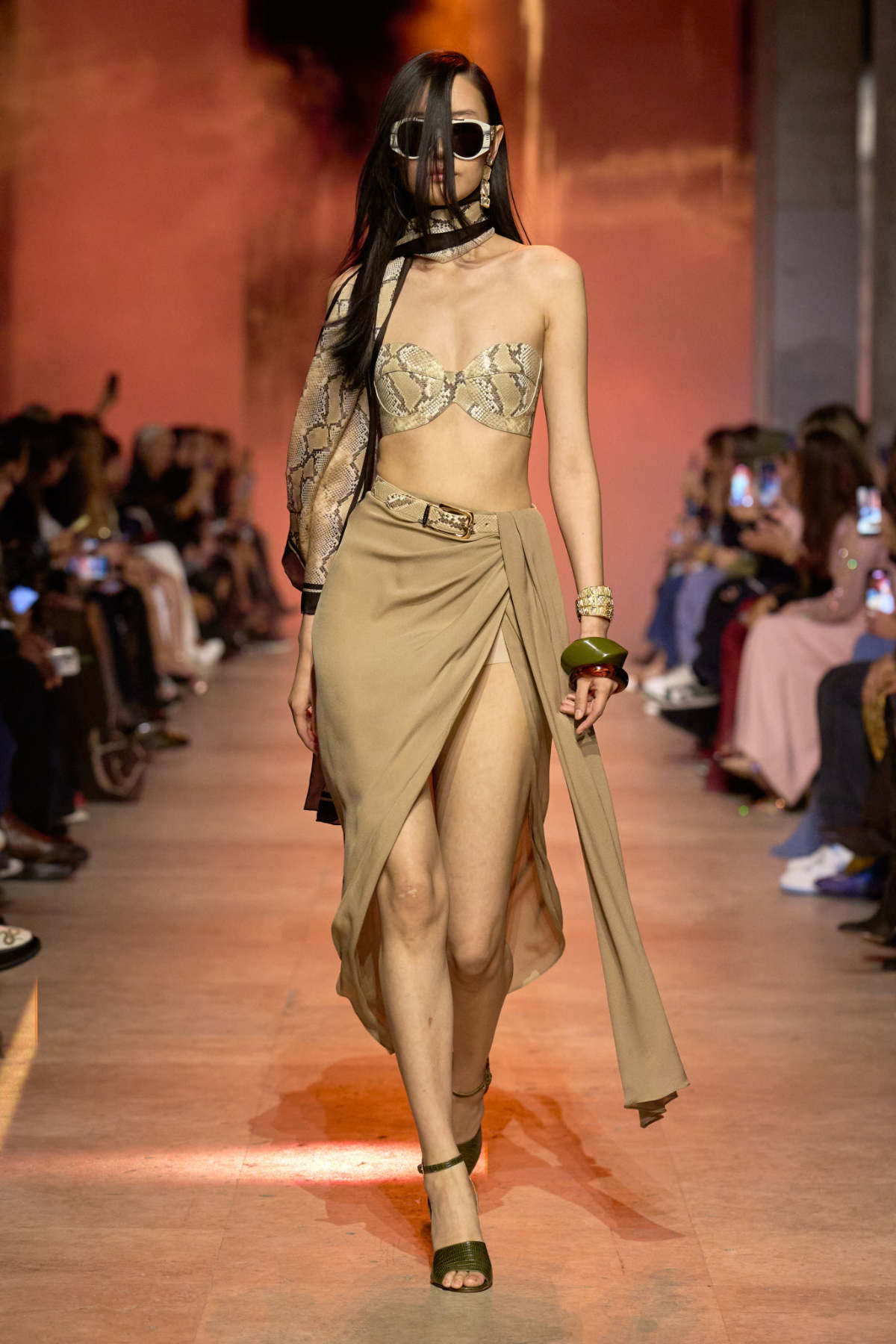 Elie Saab SS26 Ready-to-Wear: A Symphony Of Power, Play, And Pleasure