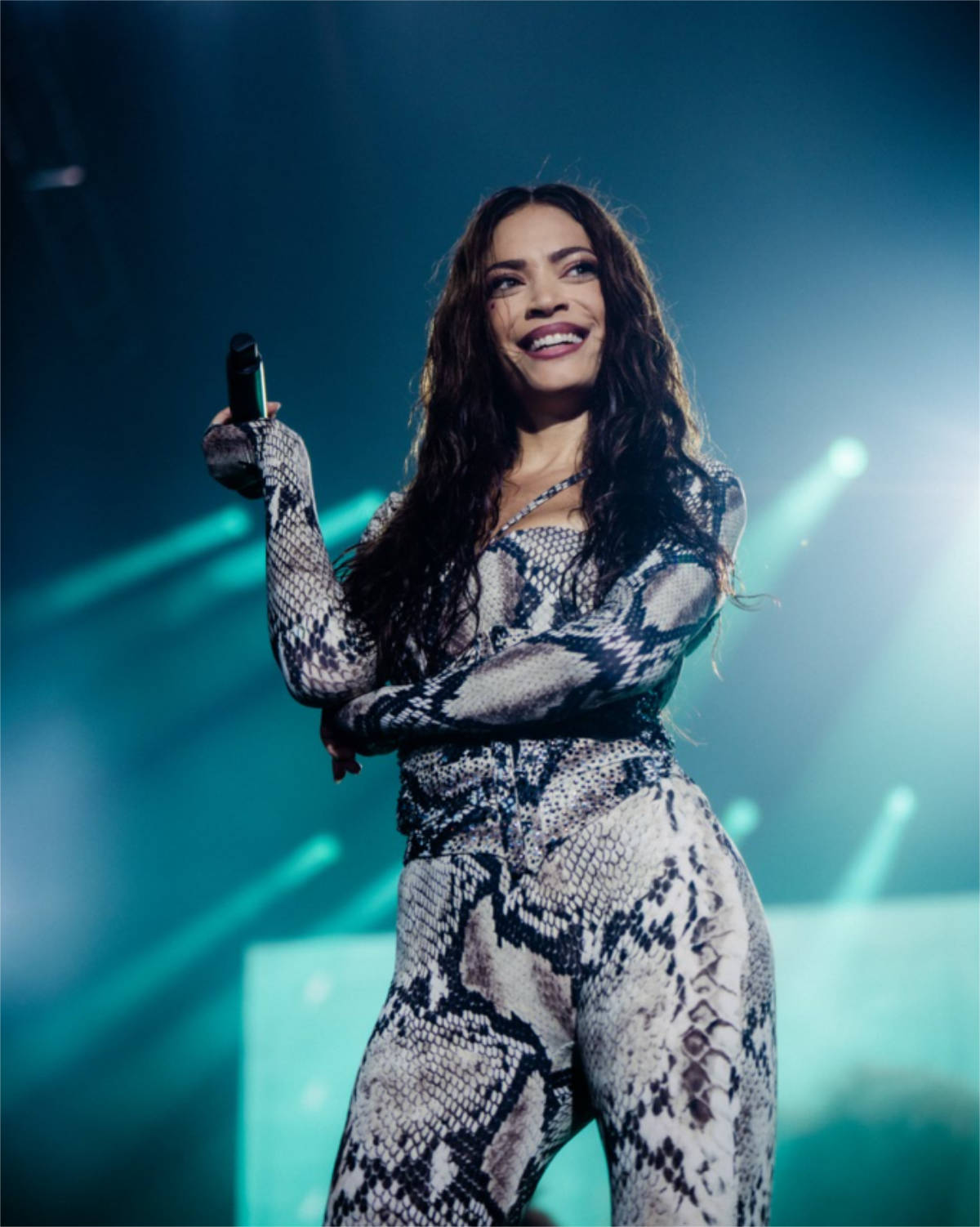 Elodie Dazzles In Custom Roberto Cavalli Atelier Couture By Fausto Puglisi