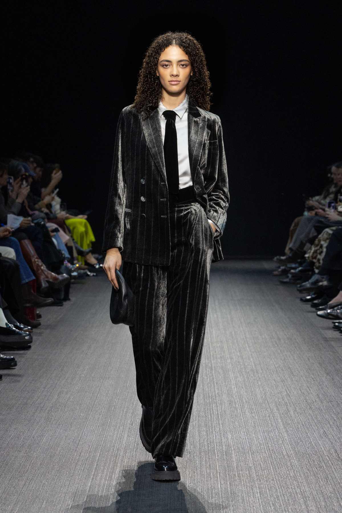 Emporio Armani Presents Its New Women’s Autumn/Winter 2025/26 Collection: All In