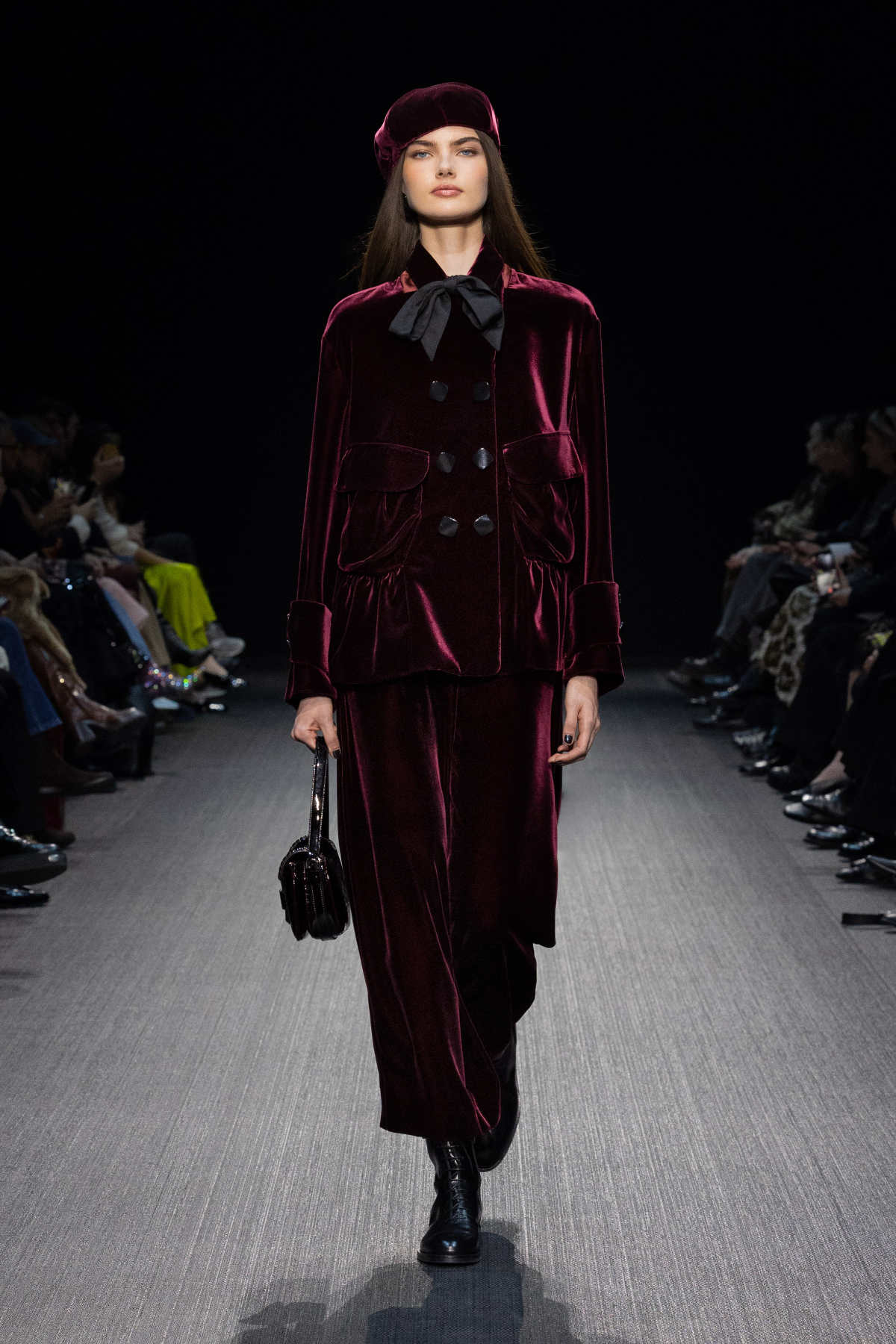 Emporio Armani Presents Its New Women’s Autumn/Winter 2025/26 Collection: All In