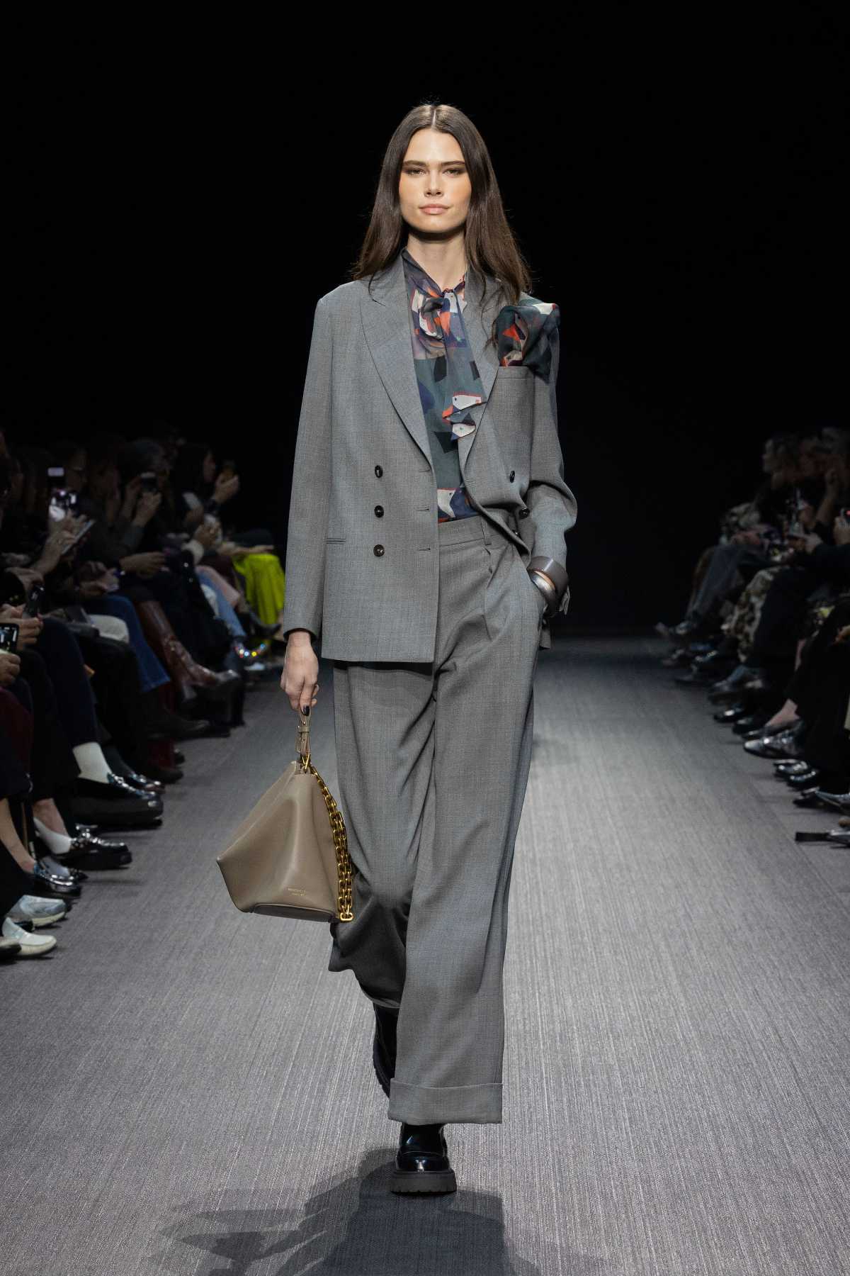 Emporio Armani Presents Its New Women’s Autumn/Winter 2025/26 Collection: All In