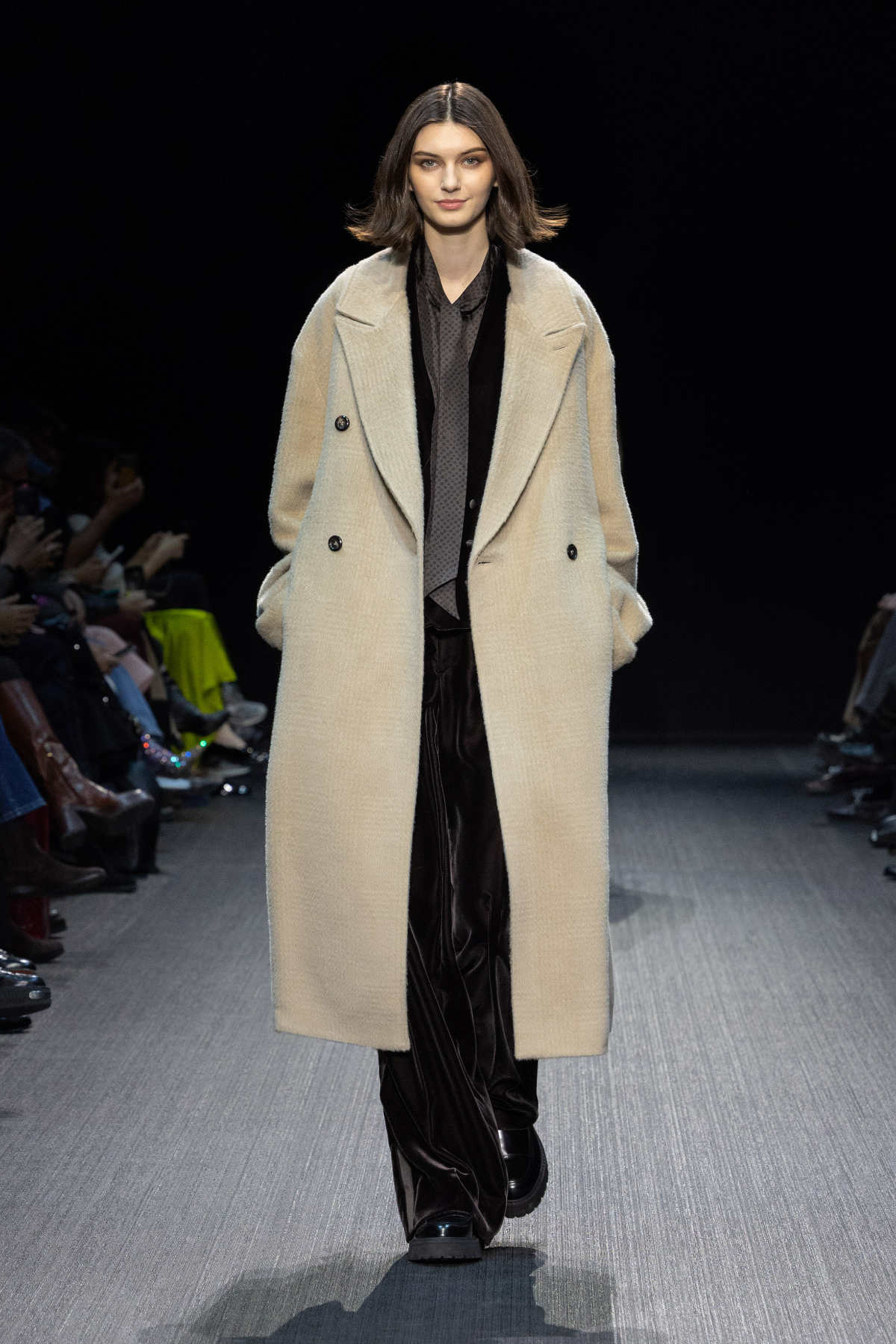 Emporio Armani Presents Its New Women’s Autumn/Winter 2025/26 Collection: All In