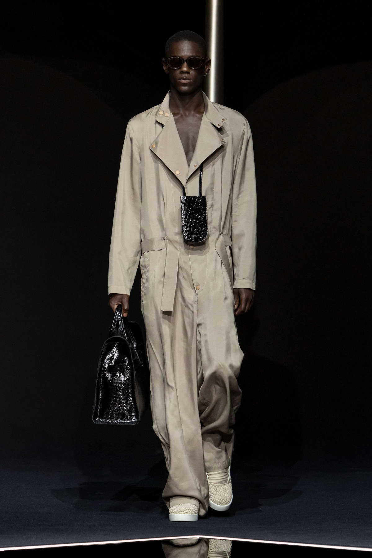 Emporio Armani Presents Its New Men’s Spring/Summer 2024 Collection: The Essence Of The Night