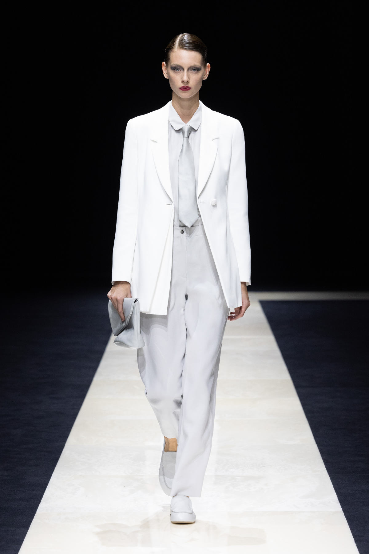 Emporio Armani Presents Its New Spring Summer 2025 Women's Collection: Future Perfect