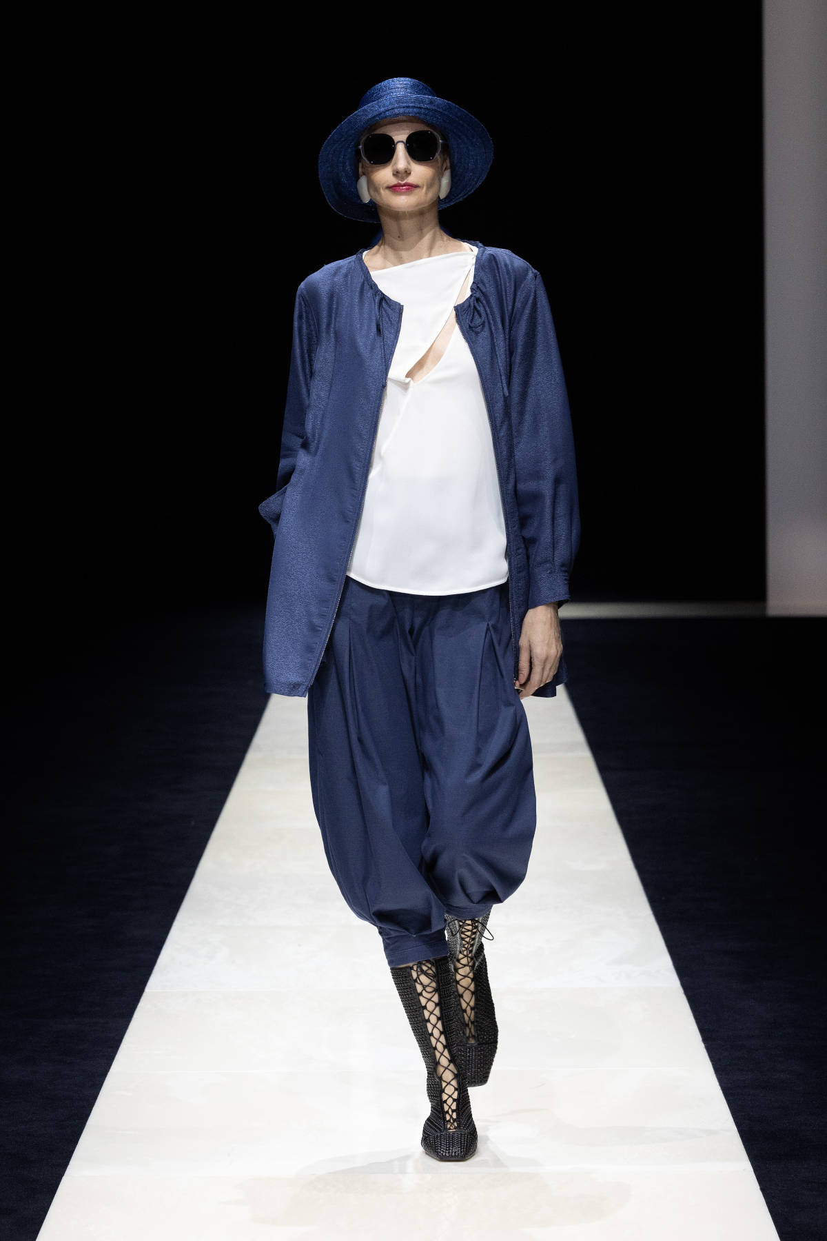 Emporio Armani Presents Its New Spring Summer 2025 Women's Collection: Future Perfect