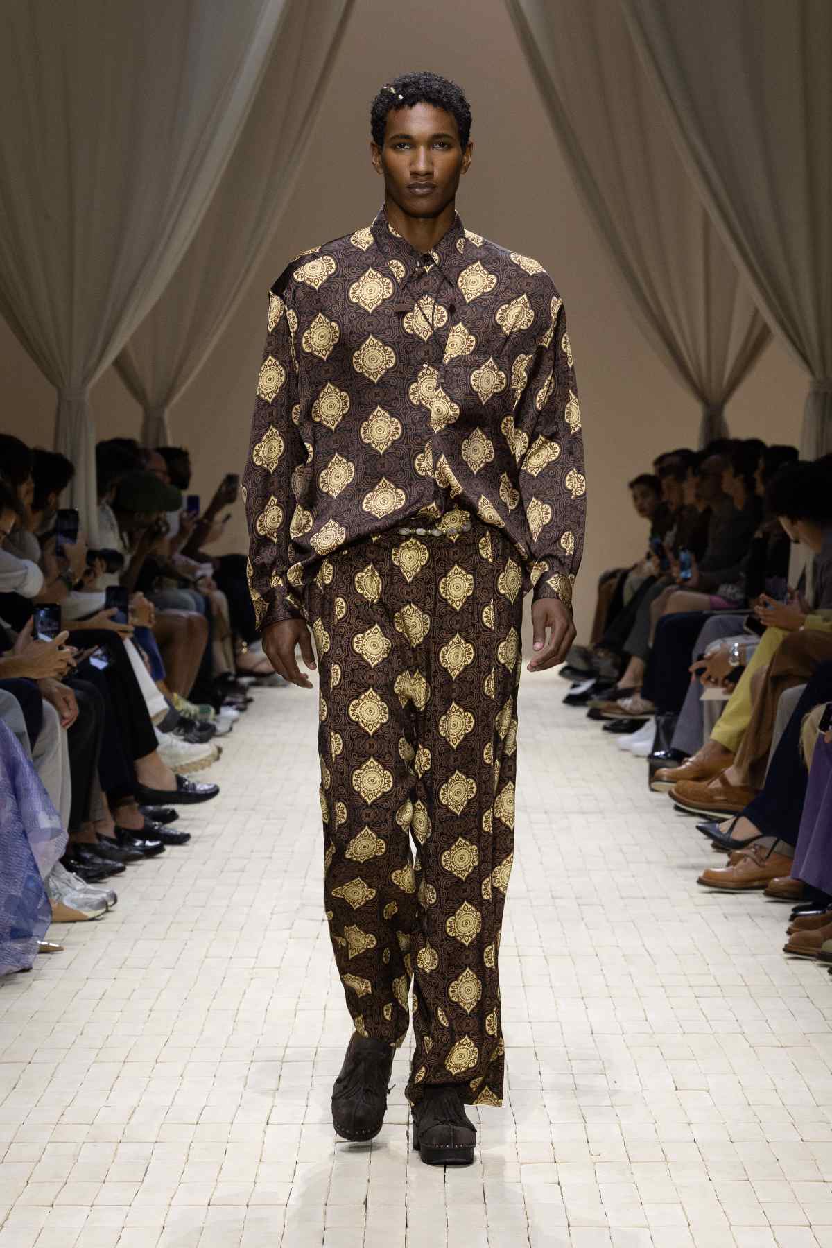 Emporio Armani Presents Its New Spring/Summer 2026 Men's Collection: Origins
