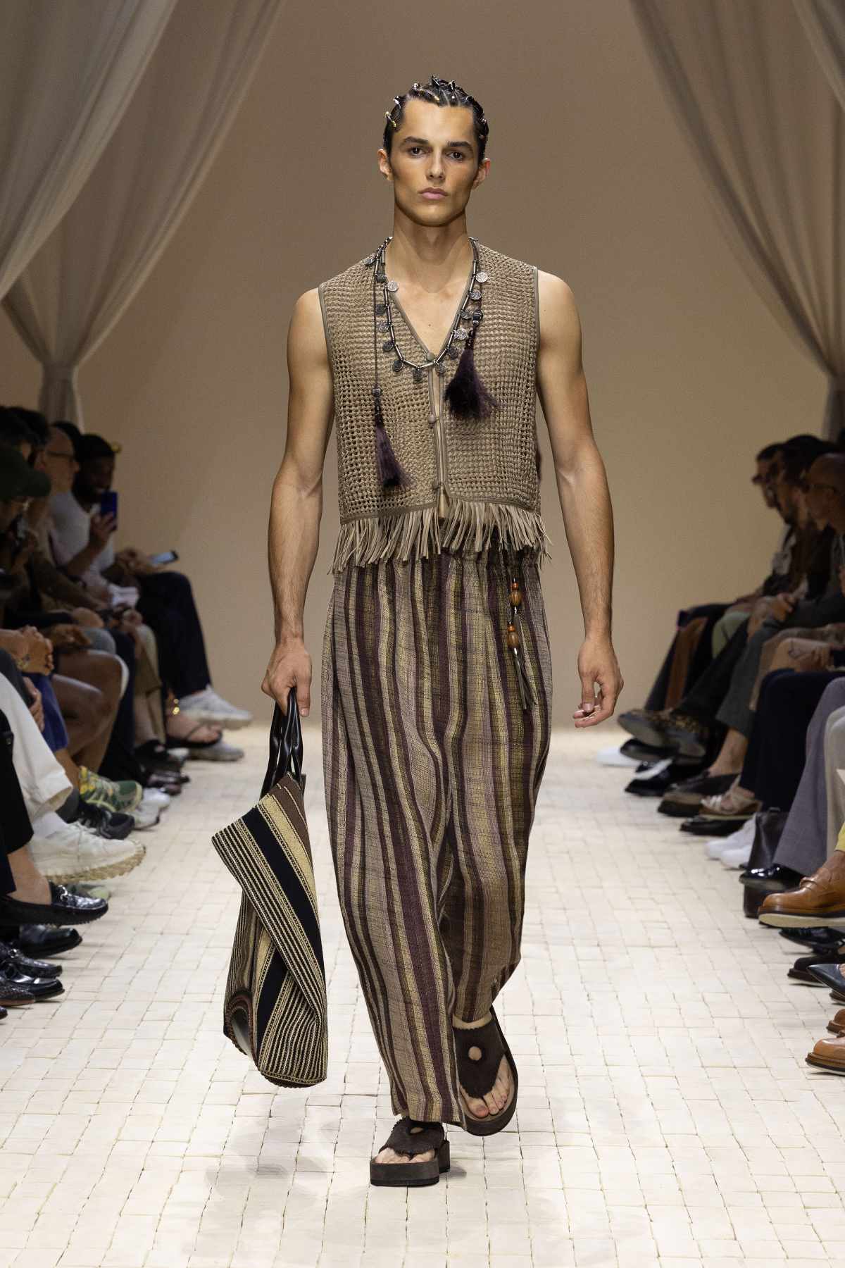 Emporio Armani Presents Its New Spring/Summer 2026 Men's Collection: Origins