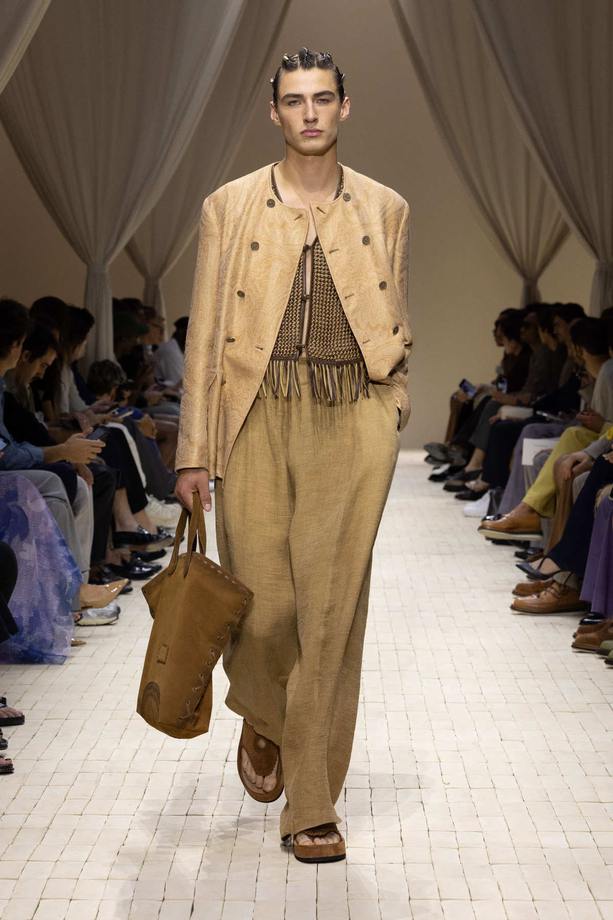 Emporio Armani Presents Its New Spring/Summer 2026 Men's Collection: Origins