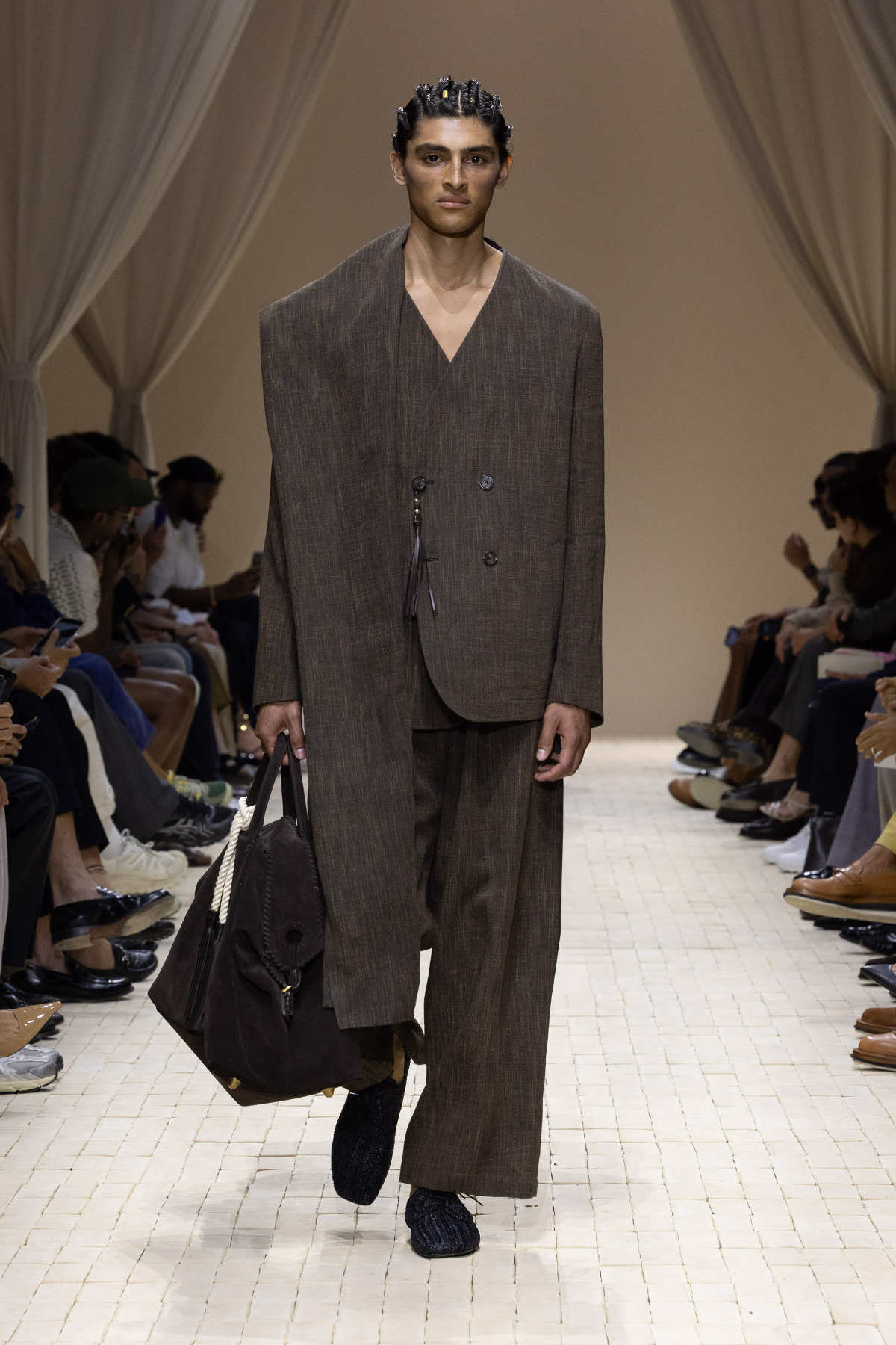 Emporio Armani Presents Its New Spring/Summer 2026 Men's Collection: Origins