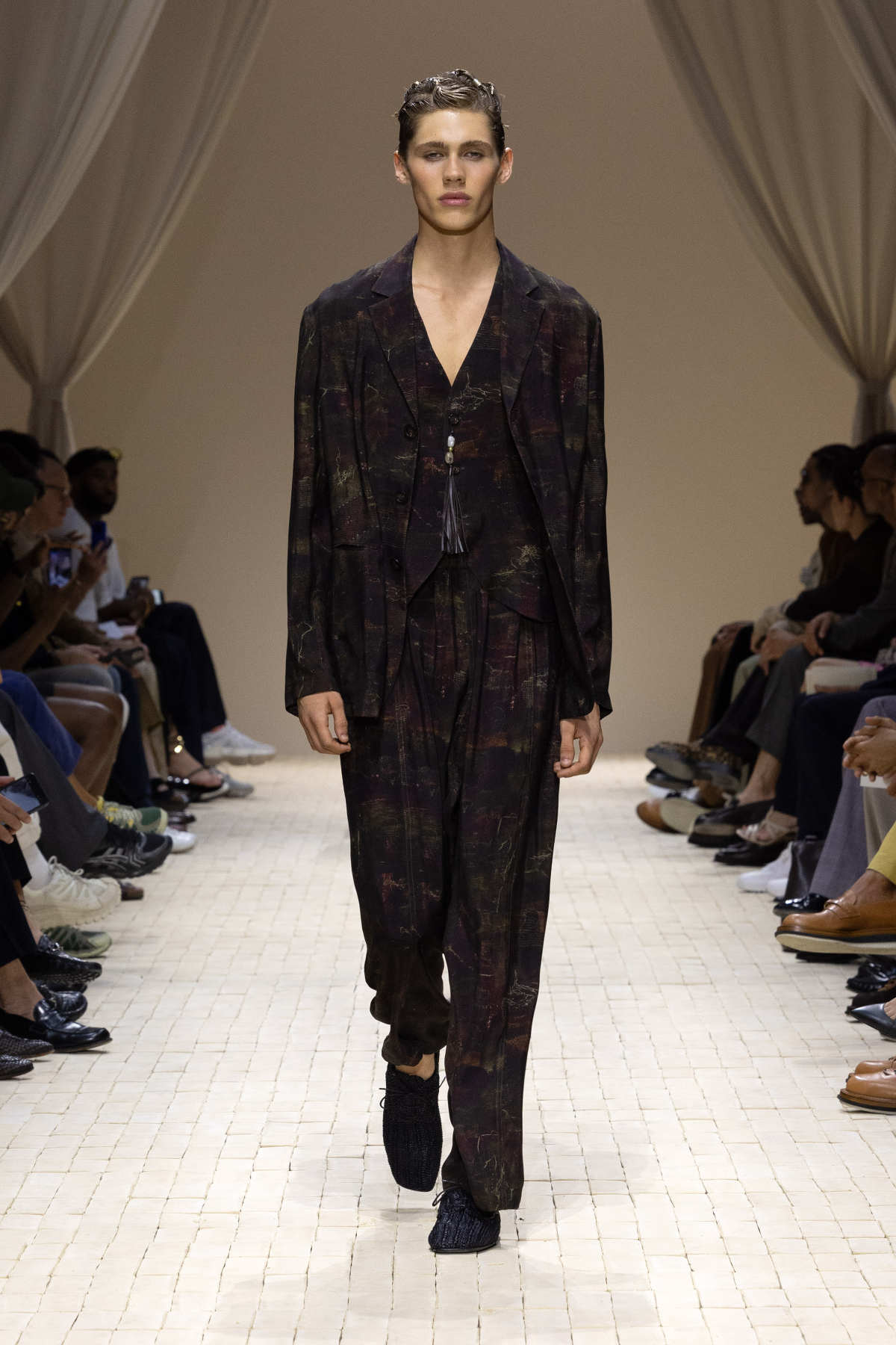 Emporio Armani Presents Its New Spring/Summer 2026 Men's Collection: Origins