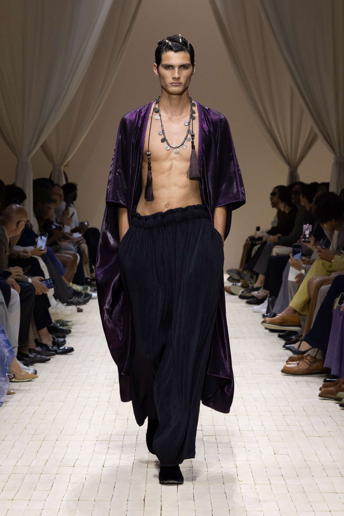 Emporio Armani Presents Its New Spring/Summer 2026 Men's Collection: Origins