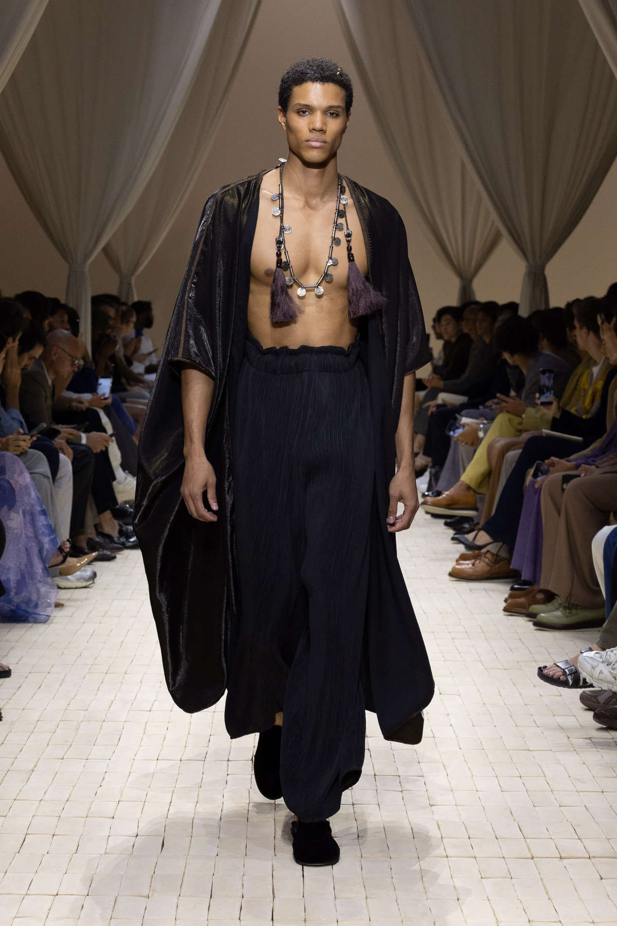 Emporio Armani Presents Its New Spring/Summer 2026 Men's Collection: Origins
