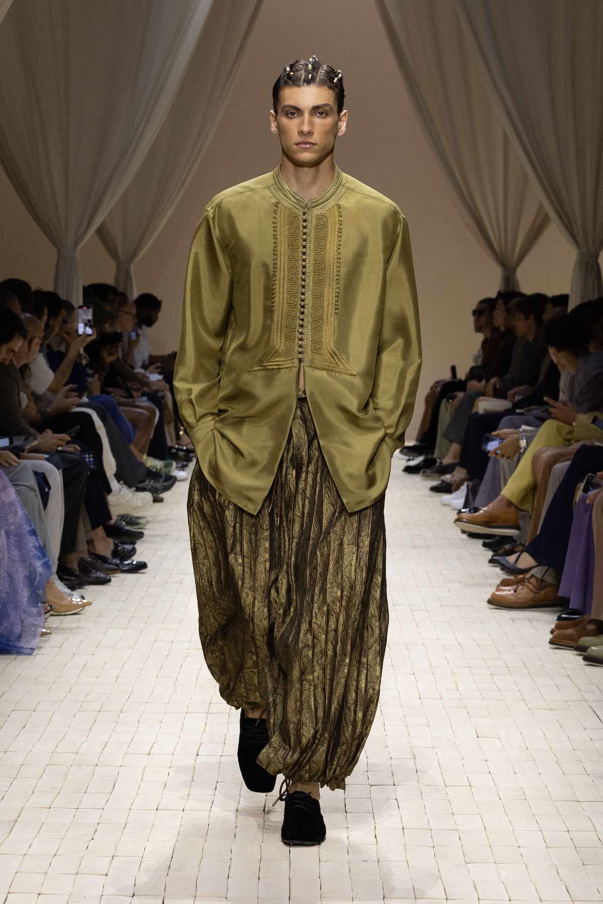 Emporio Armani Presents Its New Spring/Summer 2026 Men's Collection: Origins