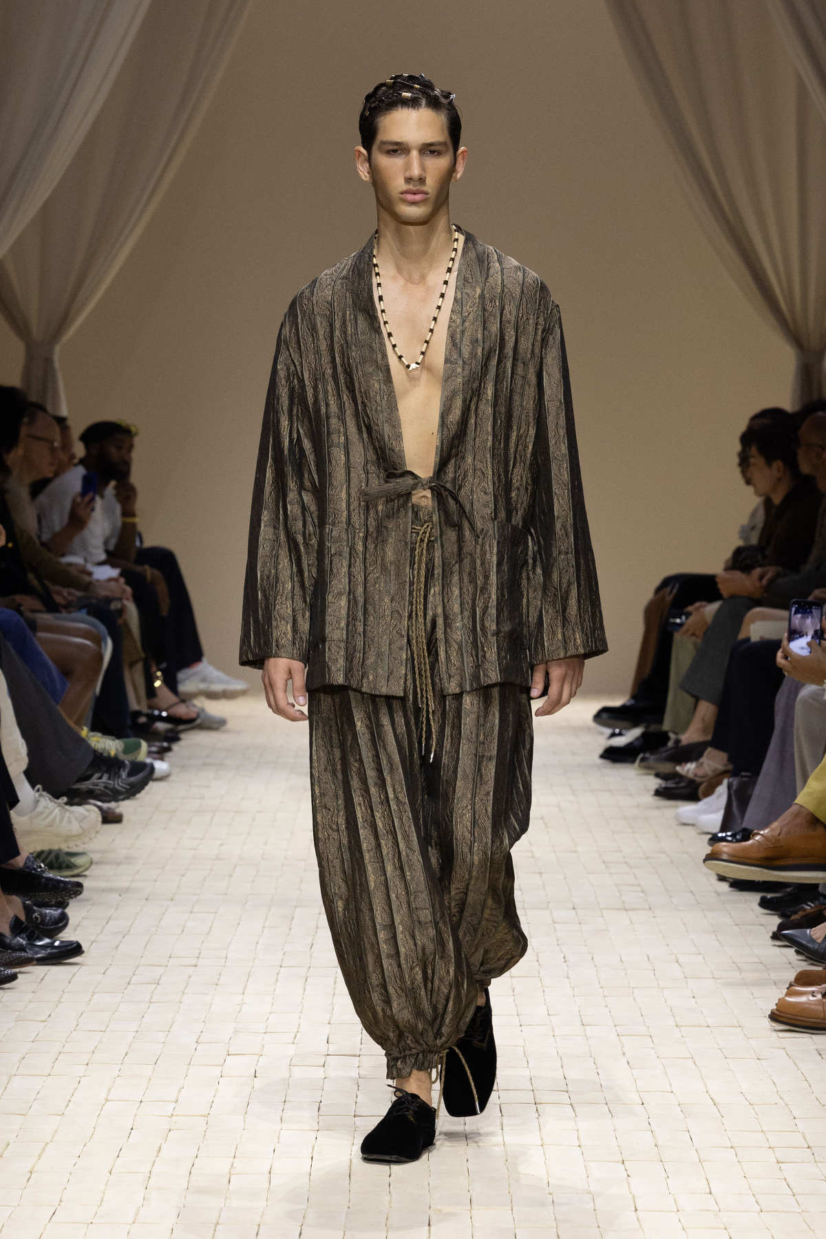 Emporio Armani Presents Its New Spring/Summer 2026 Men's Collection: Origins