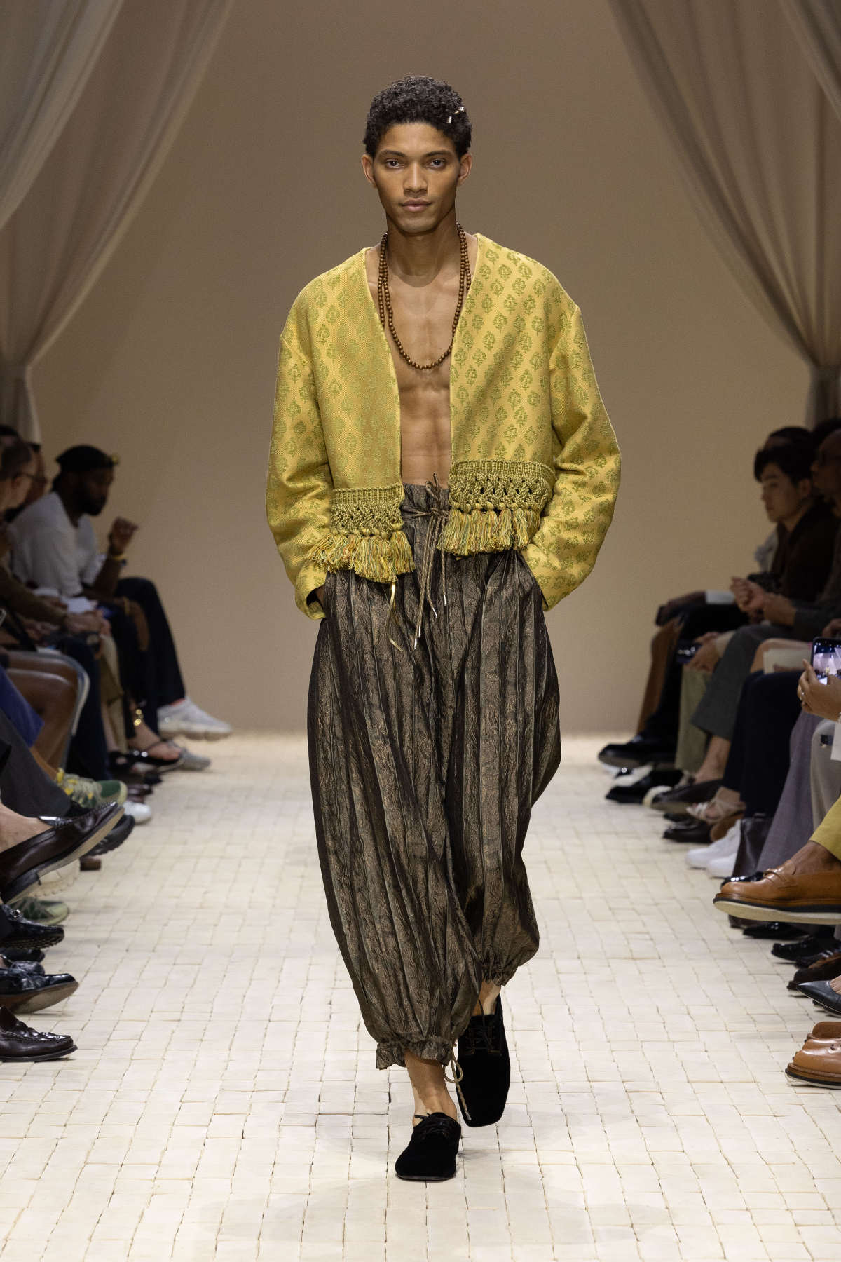 Emporio Armani Presents Its New Spring/Summer 2026 Men's Collection: Origins