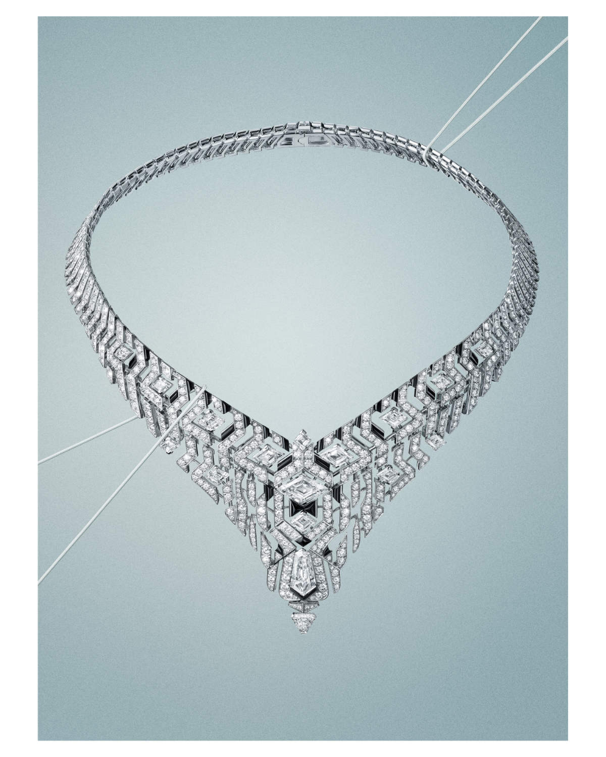 Cartier Presents Its New High Jewellery Collection: En Équilibre