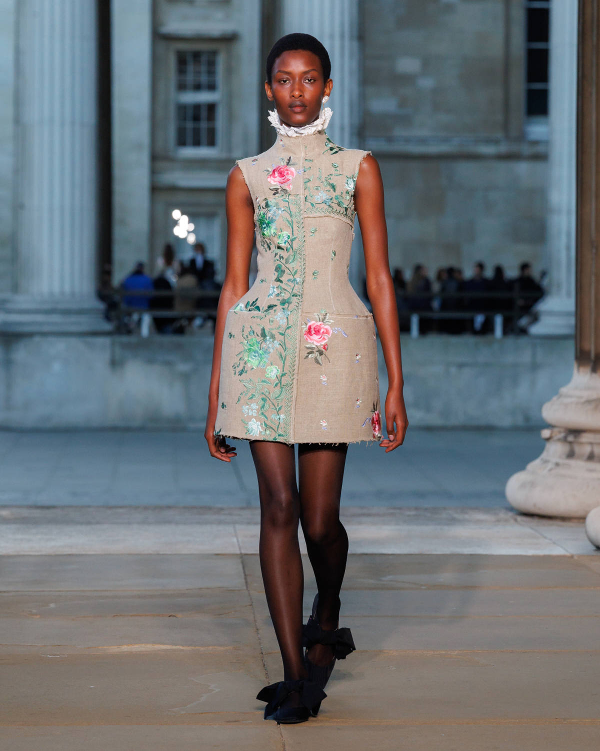 Erdem Spring Summer 2026: Dreamscapes Between History And Fantasy