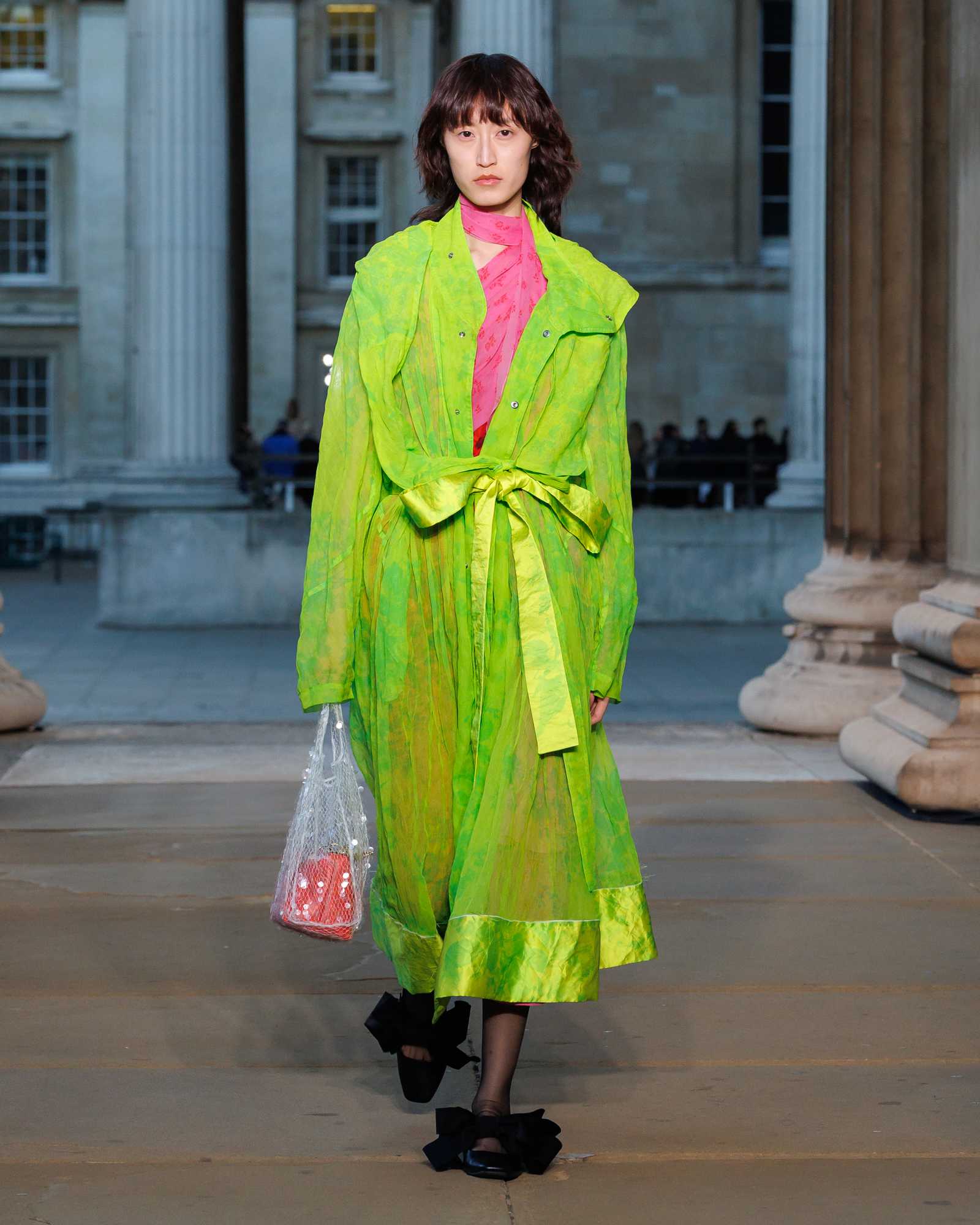 Erdem Spring Summer 2026: Dreamscapes Between History And Fantasy