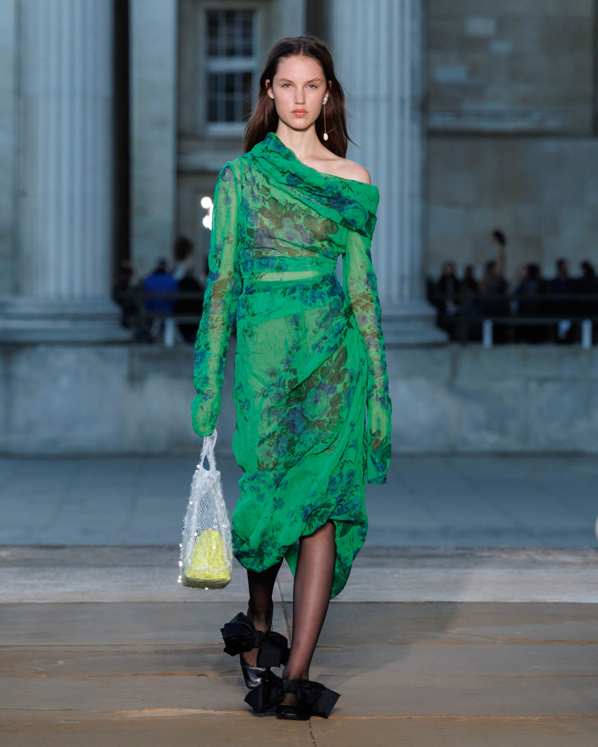 Erdem Spring Summer 2026: Dreamscapes Between History And Fantasy
