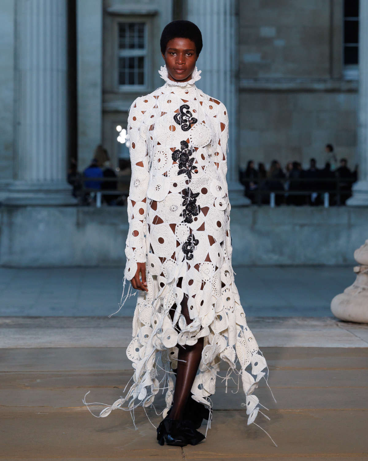 Erdem Spring Summer 2026: Dreamscapes Between History And Fantasy