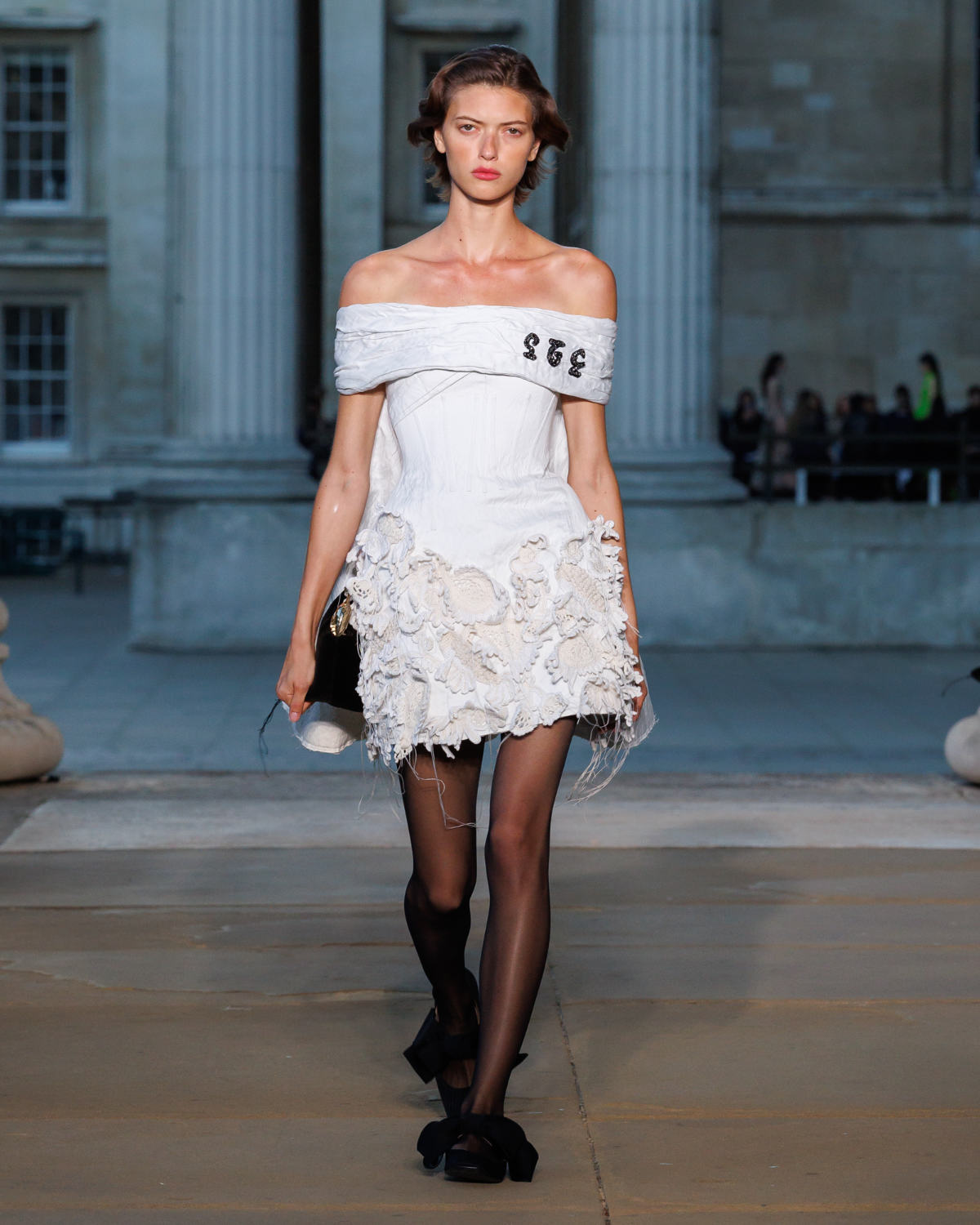 Erdem Spring Summer 2026: Dreamscapes Between History And Fantasy